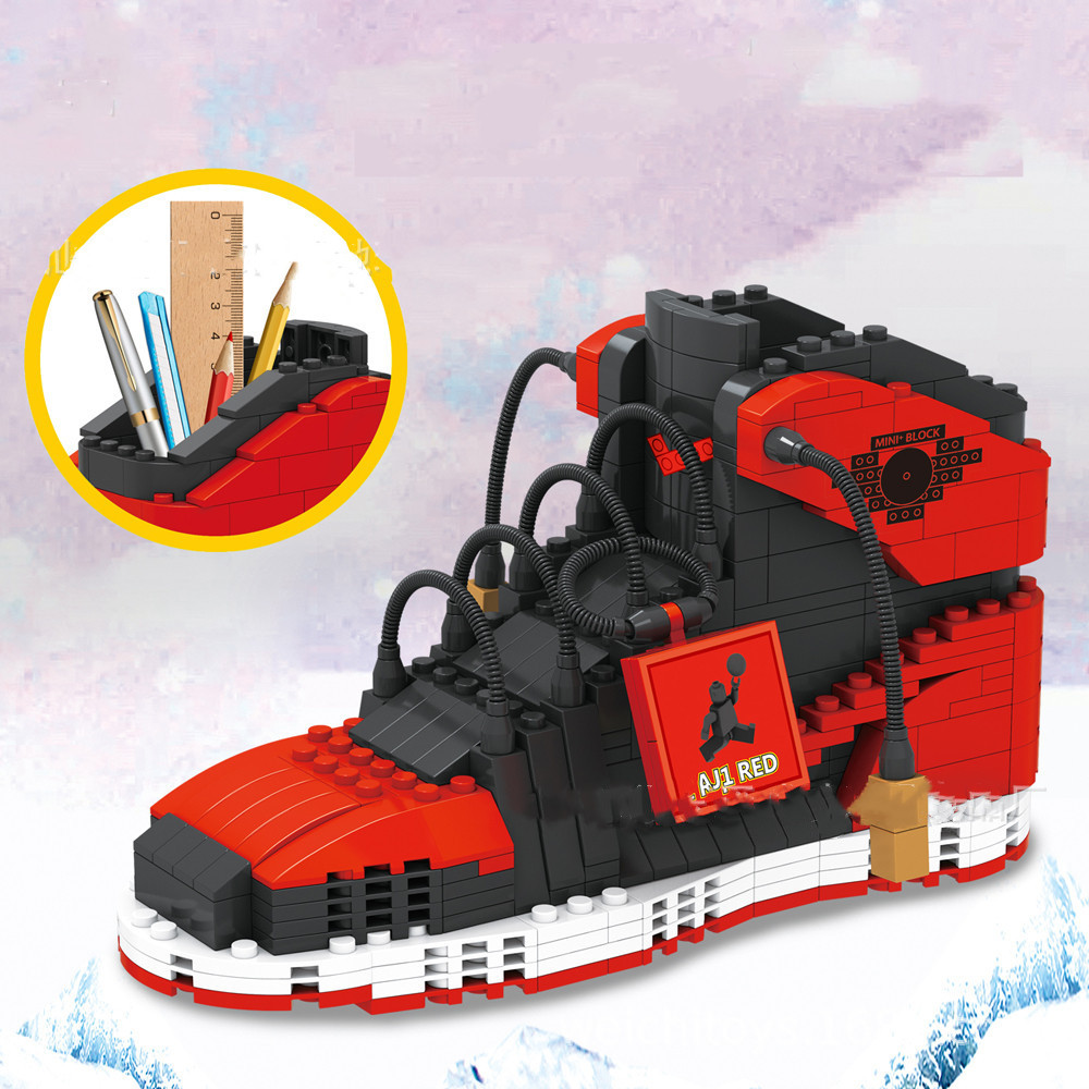 Sneaker Care Box - กีฬารองเท้าบาสเก็ตบอล Building Blocks รองเท้าผ้าใบรุ่นปากกา DIY มินิอิฐกล่องดินสอของเล่นเด็กเครื่องเขียน